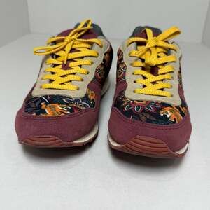 Inkkas Yuuki Jogger Women's Multicolor Floral Sneakers